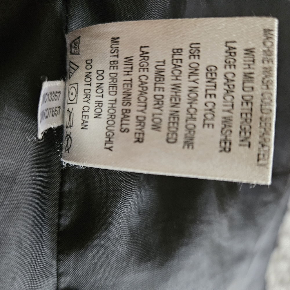 Calvin Kleon Down Coat Size XS Black Full 2 Way Zip Pockets - Picture 10 of 11